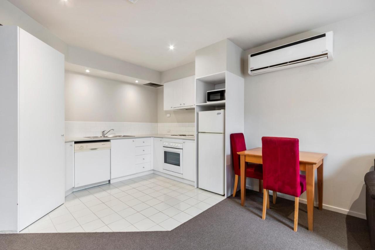 Knox International Hotel And Apartments Wantirna Buitenkant foto